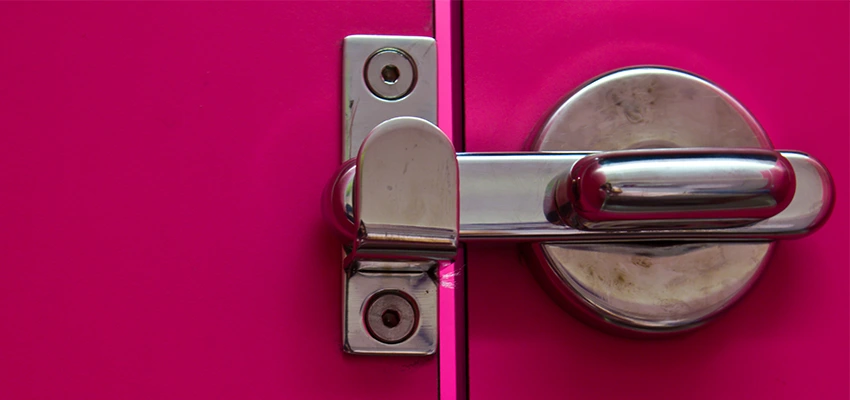Childproof Gate Lock in Rolling Hills Estates, California