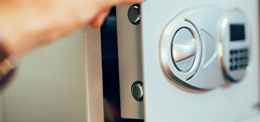 Fingerprint Safe Openers in Rolling Hills Estates, CA