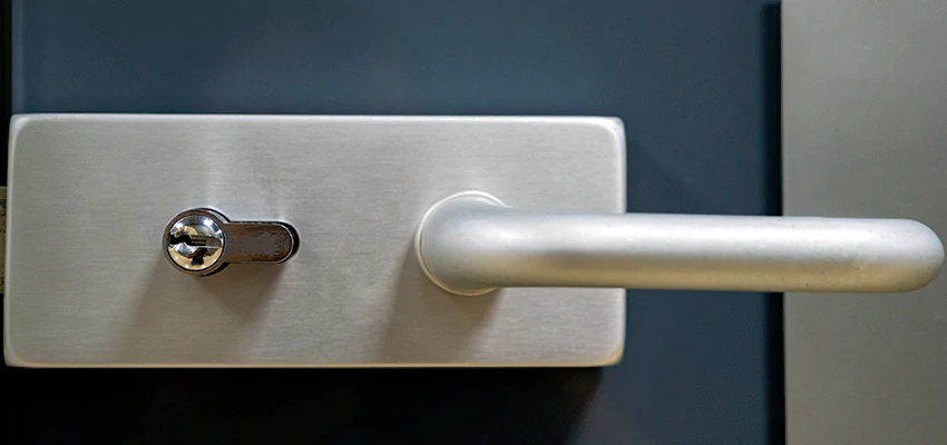 Change Patio Door Locks in Rolling Hills Estates, California